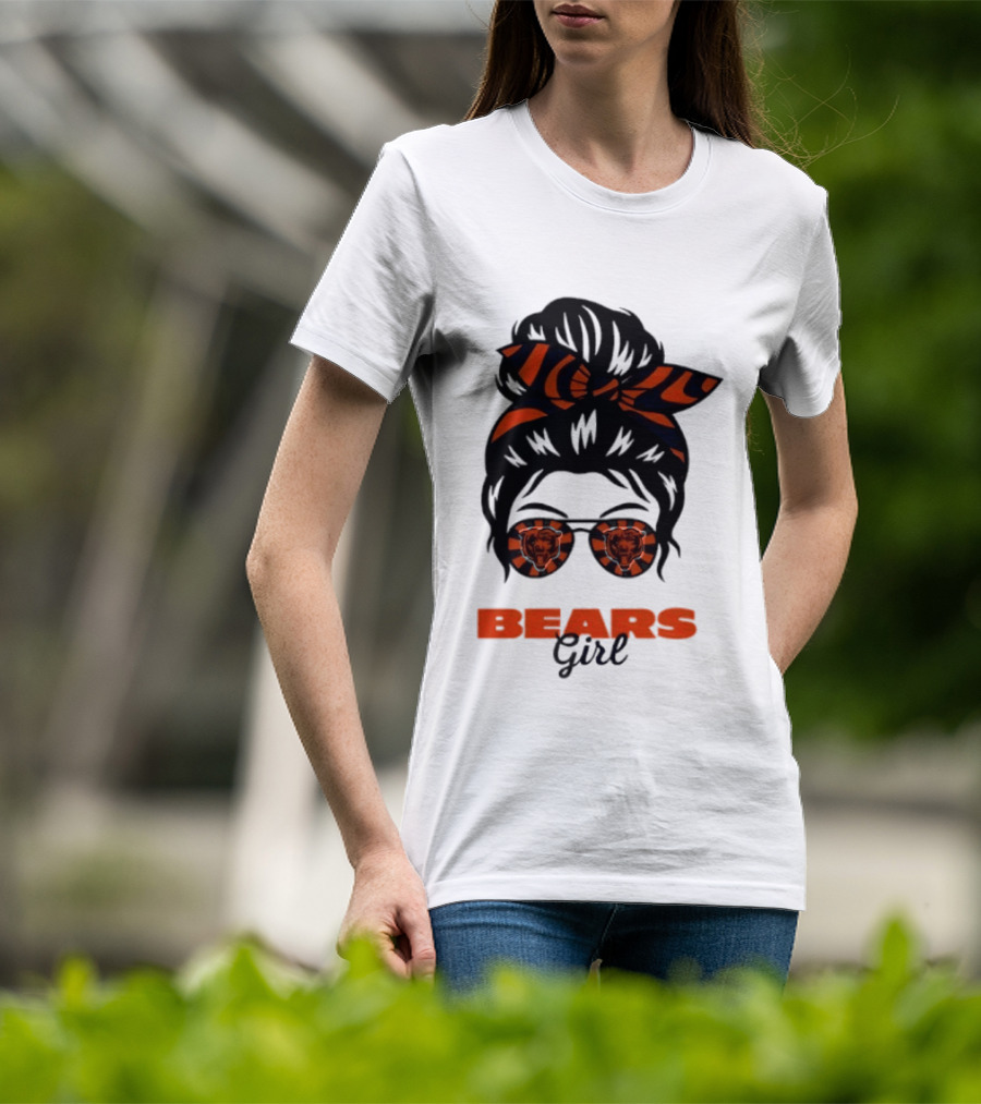 Chicago Bears Girl Messy Bun Glasses Football Fan T-Shirt
