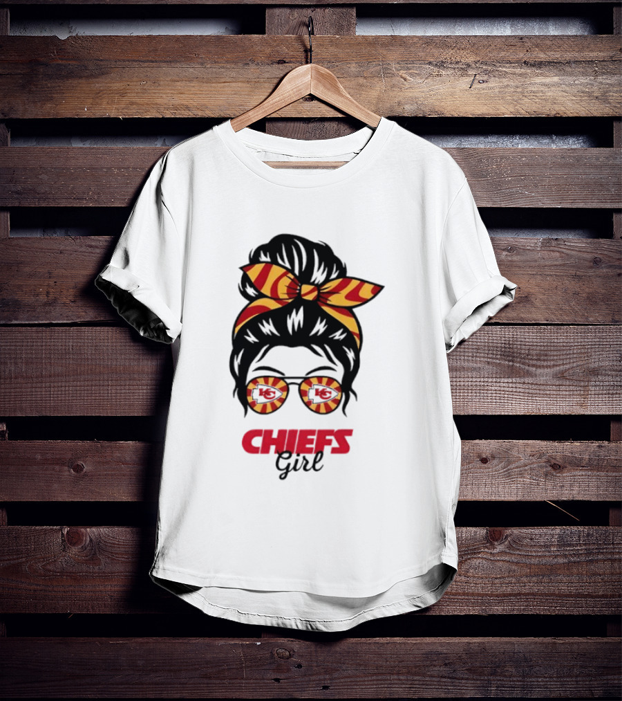 Kansas City Chiefs Girl Messy Bun With Striped Bow And Glasses T-Shirt
