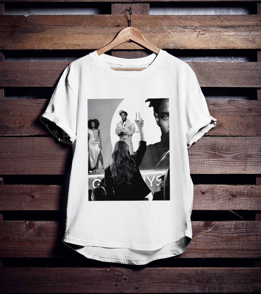 Taylor Celebrates Kendrick Lamar Grammy Win T-Shirt