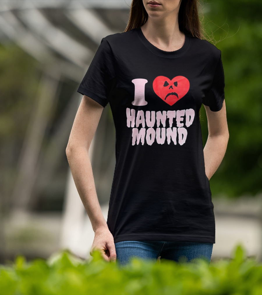 I Love Haunted Mound Heart Face T-Shirt