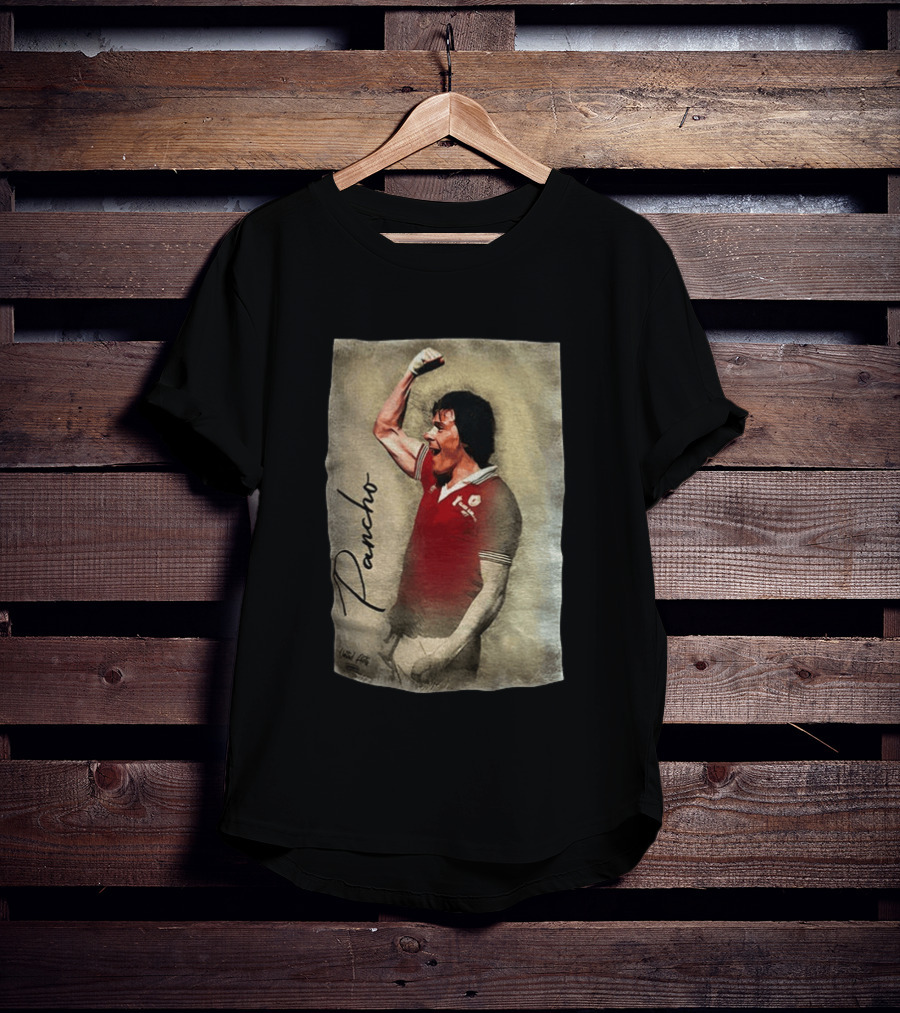 Steve Coppell Manchester United Pancho Celebration Football Memorabilia T-Shirt
