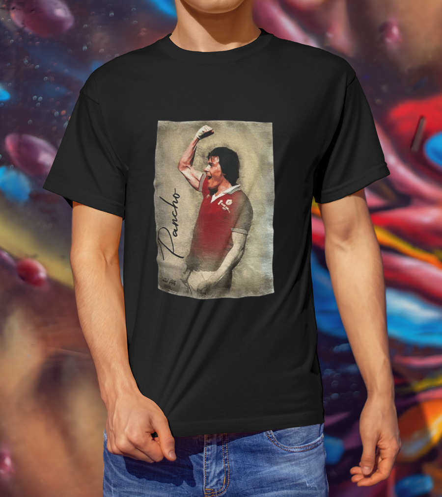 Steve Coppell Manchester United Pancho Celebration Football Memorabilia T-Shirt