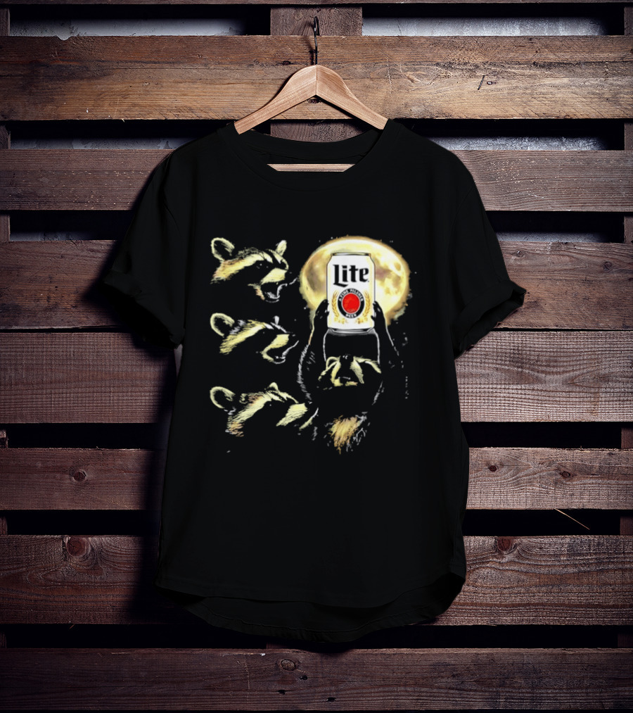 Four Raccoons Howling At Moon With Miller Lite Can T-Shirt