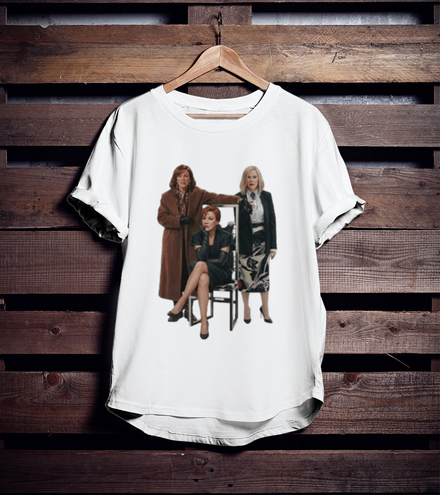 Catherine O'Hara Moira Schitt's Creek Iconic Fashion Ensemble T-Shirt