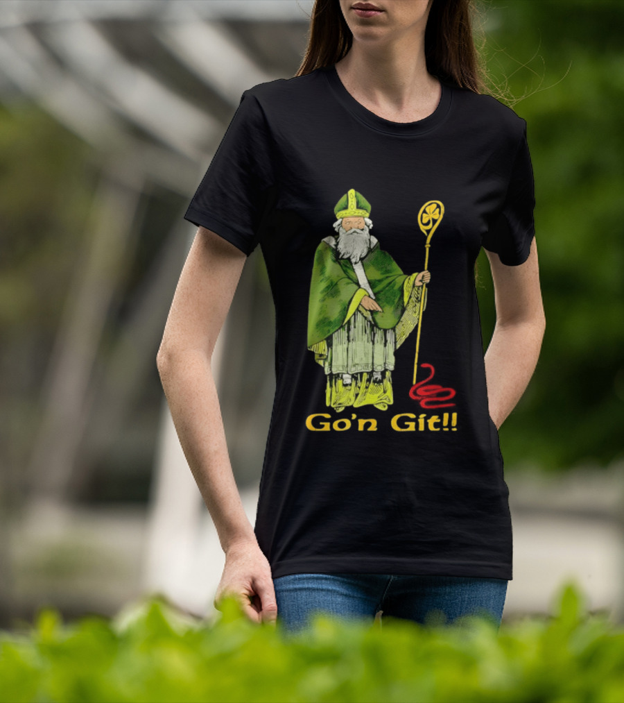 Go'n Git St Patrick Vintage Illustration With Staff And Smoke T-Shirt