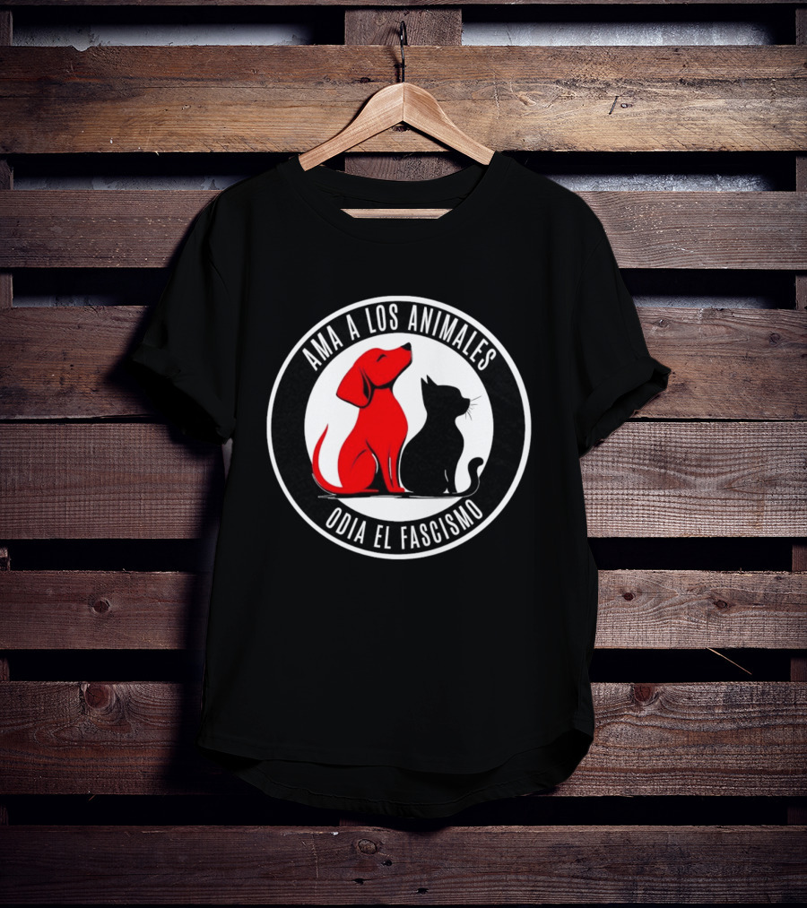 Ama A Los Animales Odia El Fascismo Perro Rojo Gato Negro Círculo Blanco Negro T-Shirt