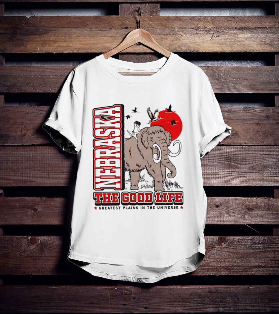 Nebraska The Good Life Greatest Plains In The Universe Mammoth Scene T-Shirt