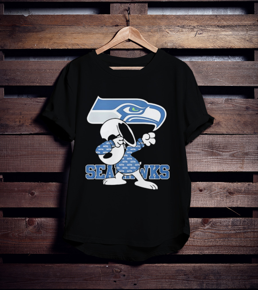 Seattle Seahawks Snoopy Peanuts NFL Team Collaboration T-Shirt