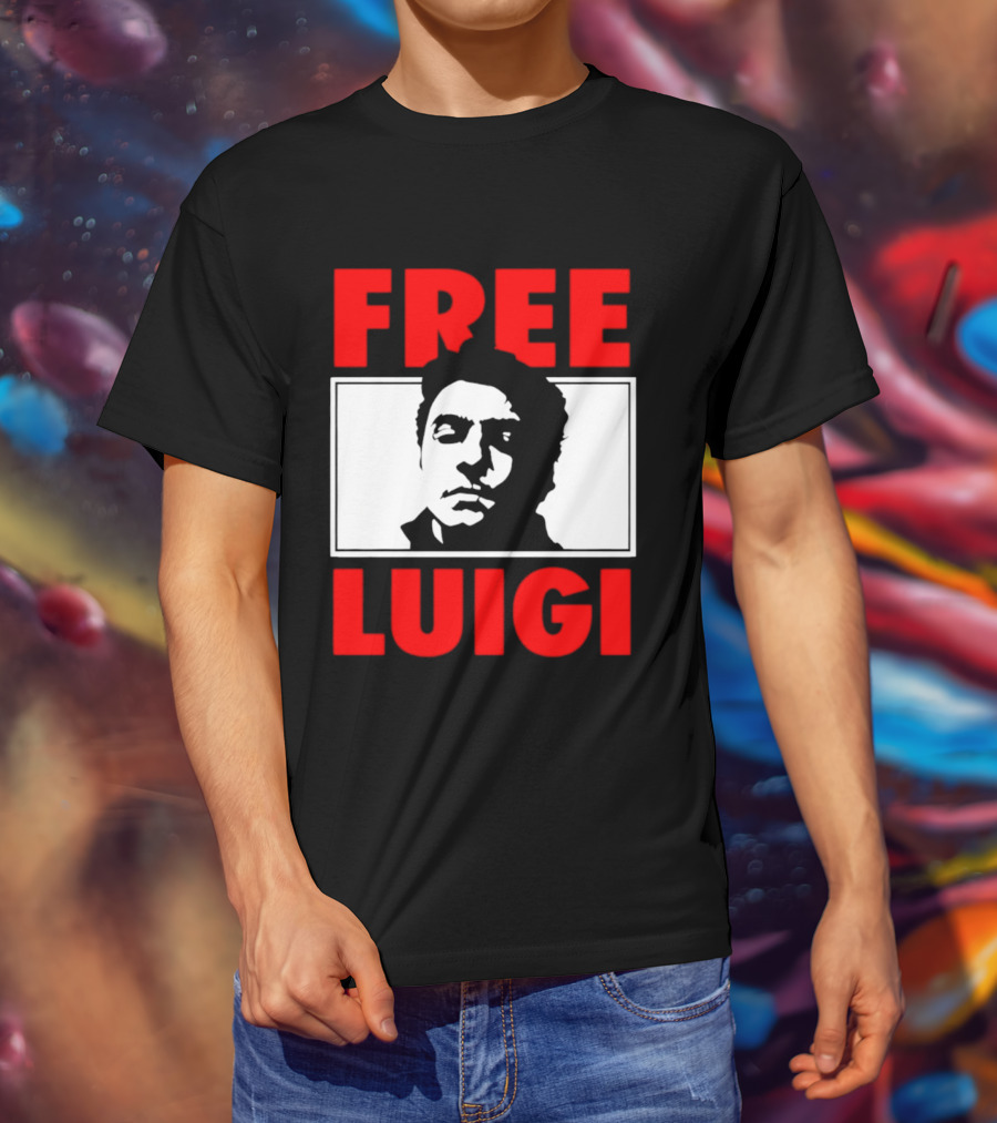 Free Luigi Mangione Shot Face Red T-Shirt