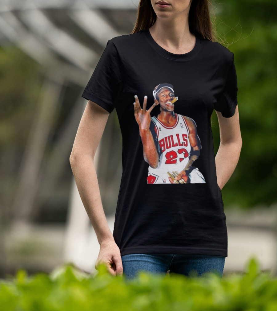 Giannis Antetokounmpo Mj Cigar Chicago Bulls 23 Basketball Legend T-Shirt