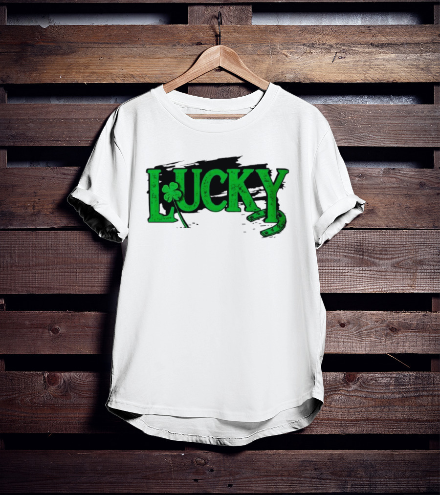 Lucky Green Horseshoe And Shamrock St. Patrick's Day T-Shirt