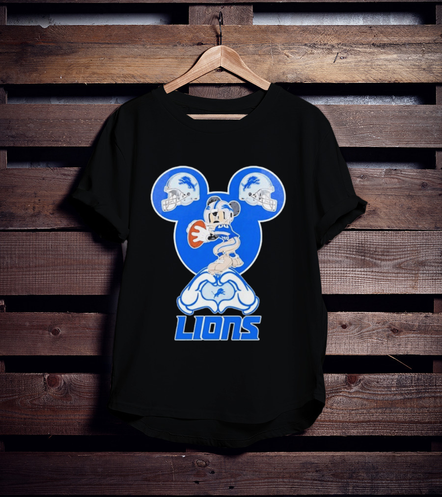 Detroit Lions Mickey Mouse Football Heart Helmets T-Shirt