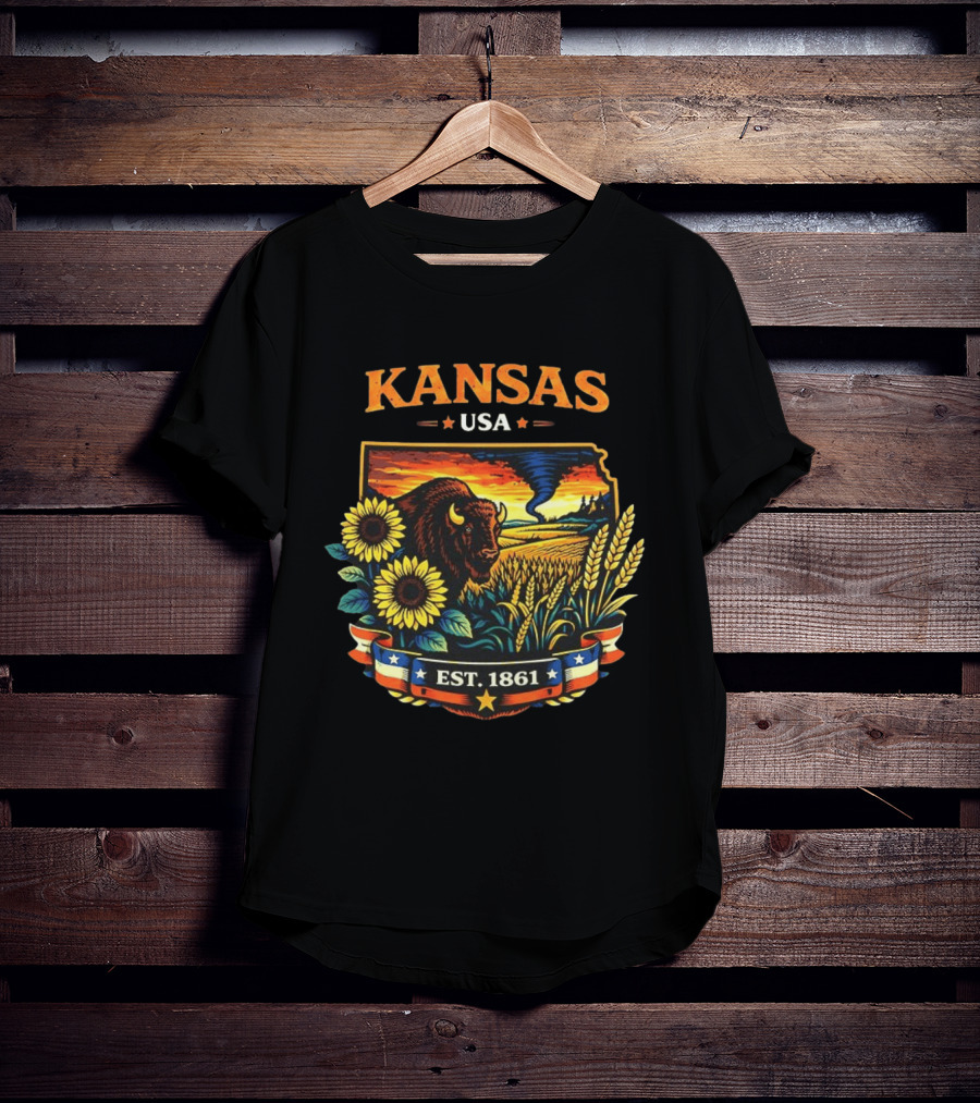 Kansas USA Buffalo Sunflowers Wheat Tornado Est 1861 T-Shirt