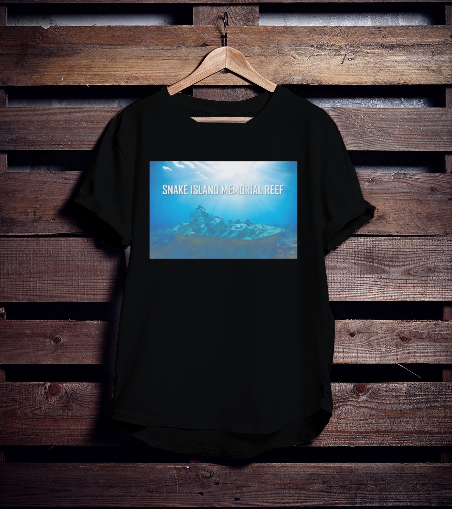 Snake Island Memorial Reef Submerged Ship Ocean Scene T-Shirt