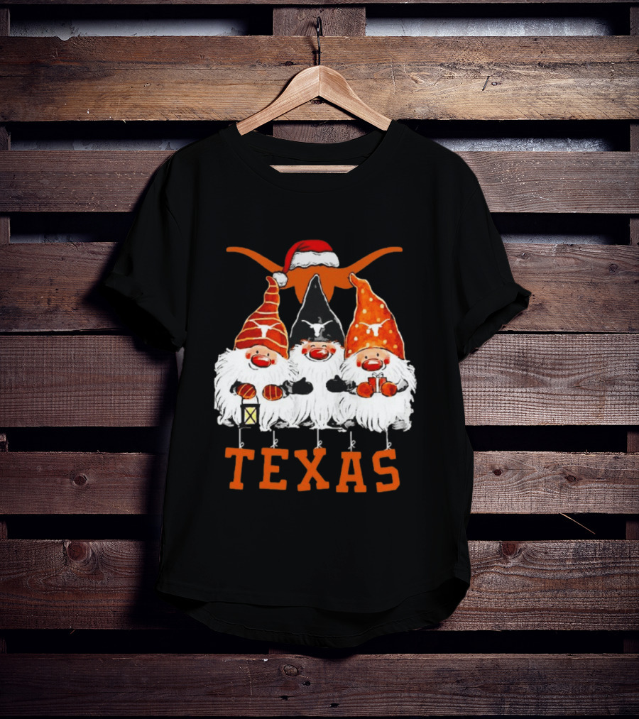 Texas Longhorns Christmas Gnomes Festive Decor T-Shirt