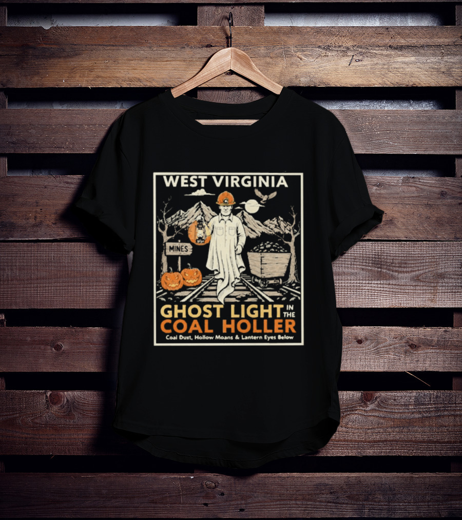 West Virginia Ghost Light In The Coal Holler Halloween Lantern Pumpkins Mountains T-Shirt
