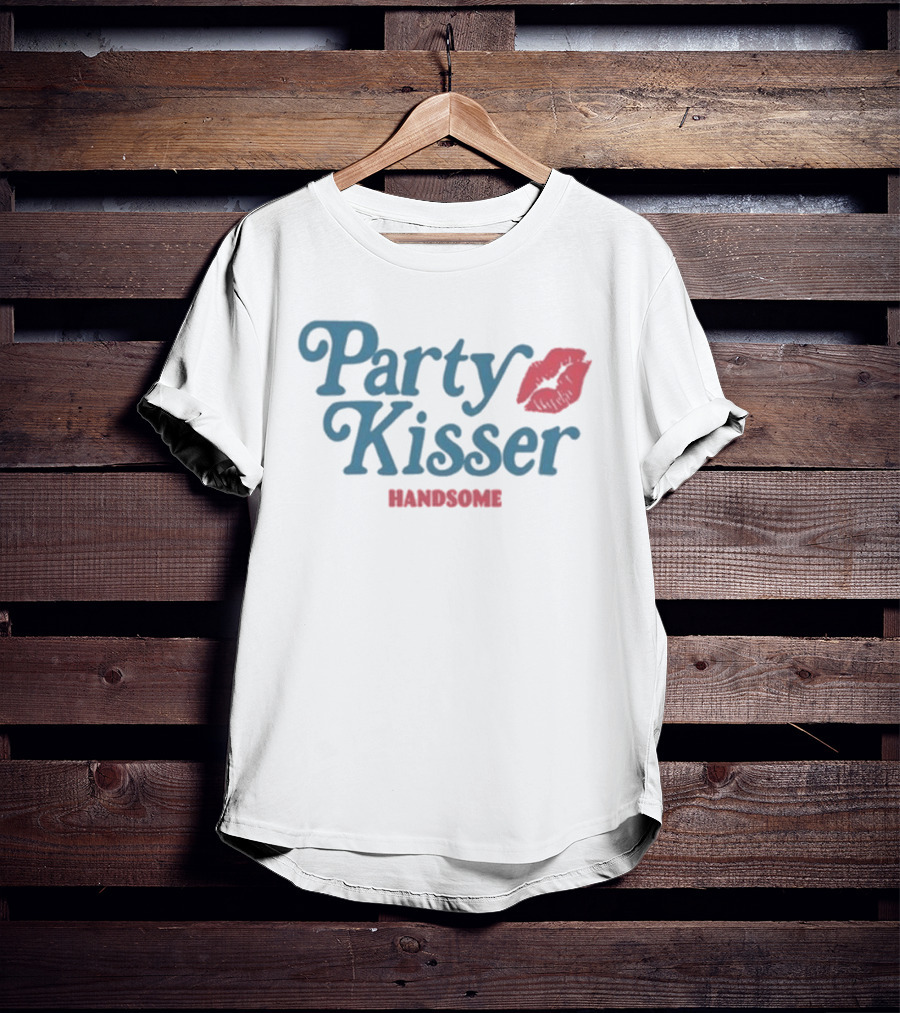 Handsome Party Kisser Lip Print T-Shirt