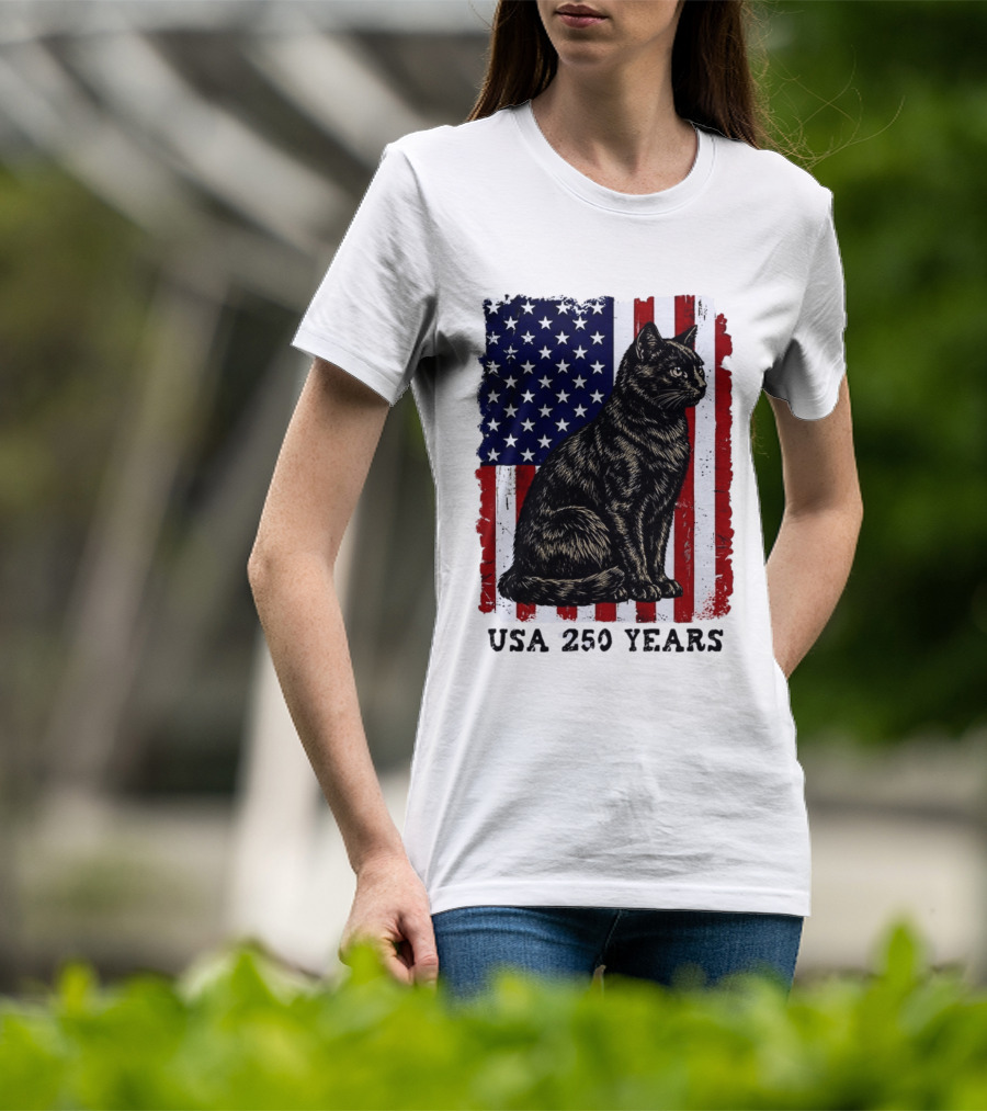 USA 250 Years Liberty Cat American Flag T-Shirt