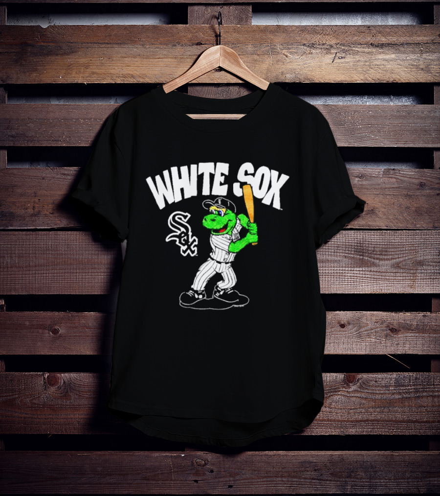 Chicago White Sox Southpaw Mascot Batting Baseball Team T-Shirt