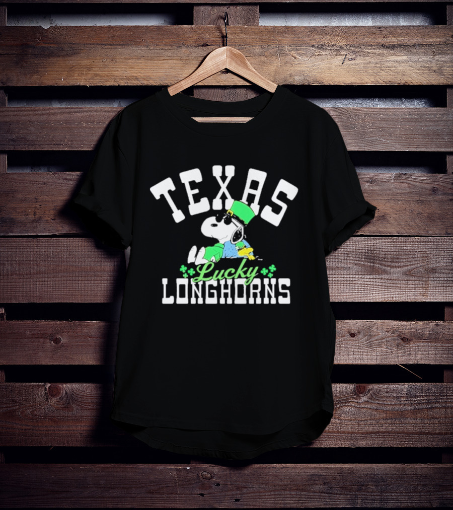 Texas Longhorns Lucky Snoopy St. Patrick's Day T-Shirt