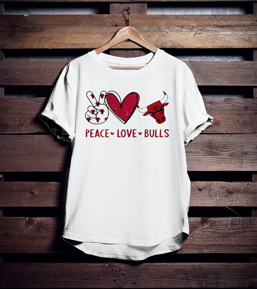 Peace Love Chicago Bulls NBA T-Shirt