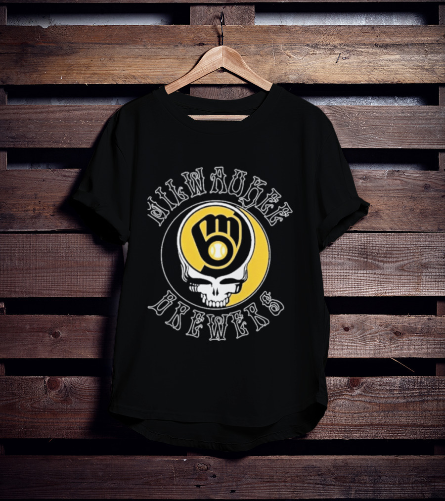 Milwaukee Brewers Skull Baseball Glove Crescent Moon T-Shirt