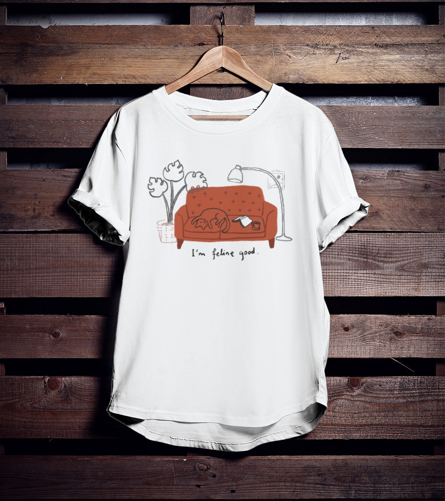 Wituka I'm Feline Good Cat On Couch With Coffee Cup And Lamp T-Shirt