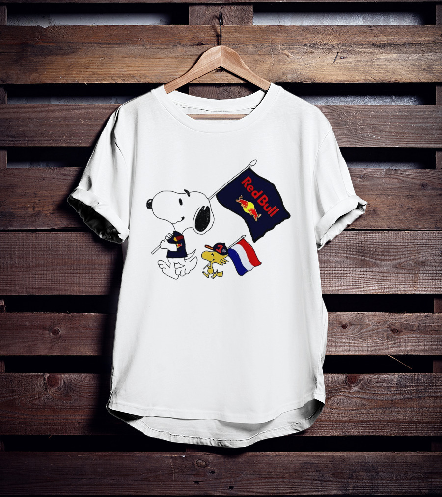 Snoopy Woodstock Red Bull Racing F1 Flag Peanuts Character Collaboration T-Shirt