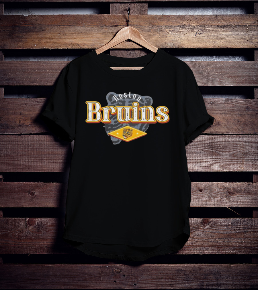 Boston Bruins NHL Vintage Black Bear T-Shirt