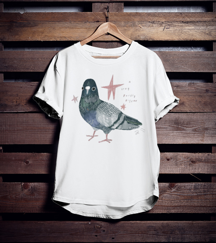 A Very Pretty Pigeon With Red Stars T-Shirt
