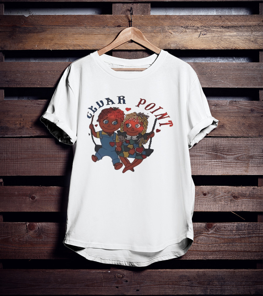 Cedar Point Raggedy Ann And Andy Dolls Swinging With Hearts T-Shirt