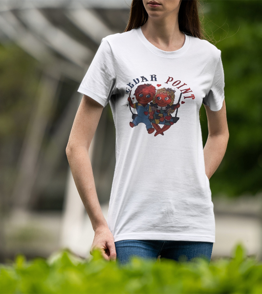 Cedar Point Raggedy Ann And Andy Dolls Swinging With Hearts T-Shirt