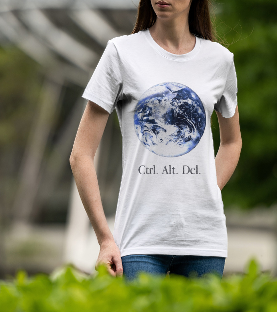 Earth Ctrl Alt Del Retro Computing Humor T-Shirt