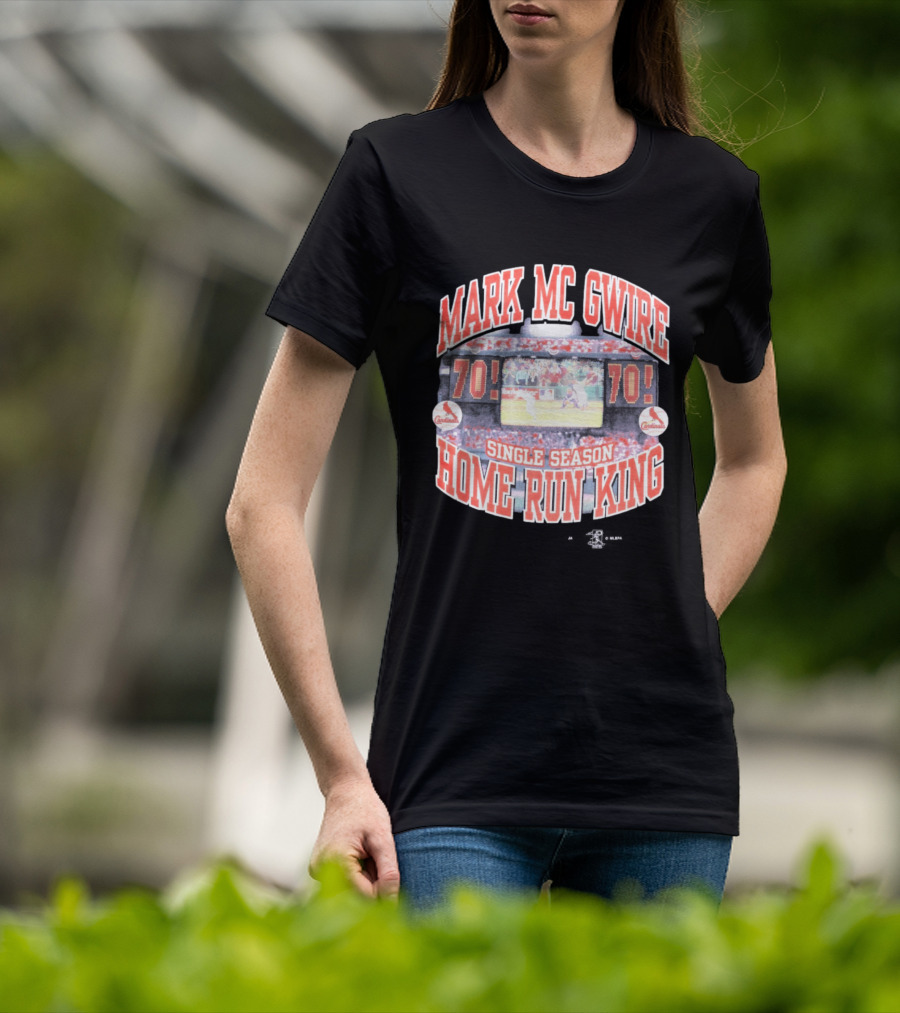 70 Mark McGwire Single Season Home Run King St. Louis Cardinals T-Shirt