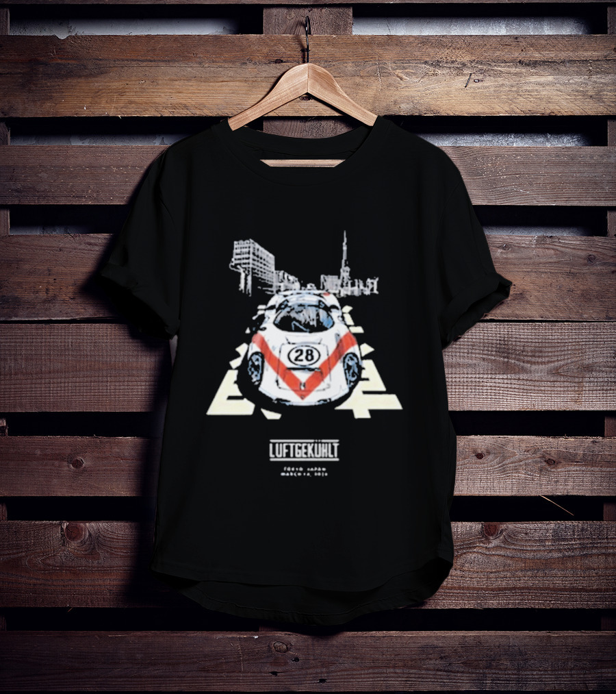 Luftgekuhlt Tokyo Event Porsche 28 Red Stripe Skyline Scene T-Shirt