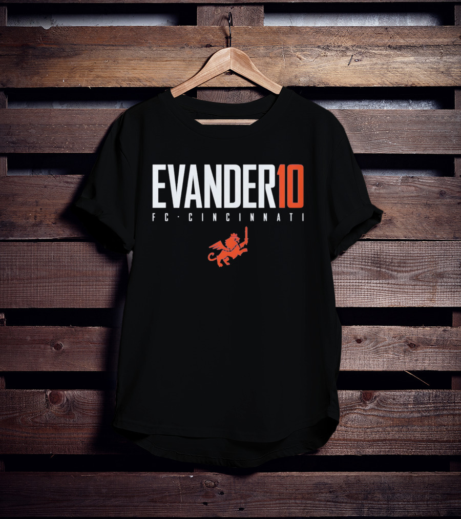Evander 10 FC Cincinnati Lion Winged Sword T-Shirt