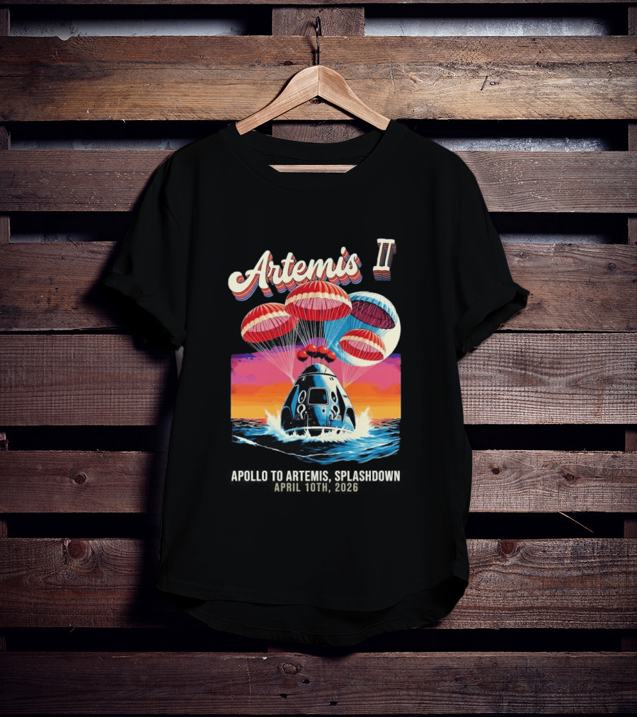 Artemis II Astronauts Splashdown Parachute Capsule Ocean T-Shirt