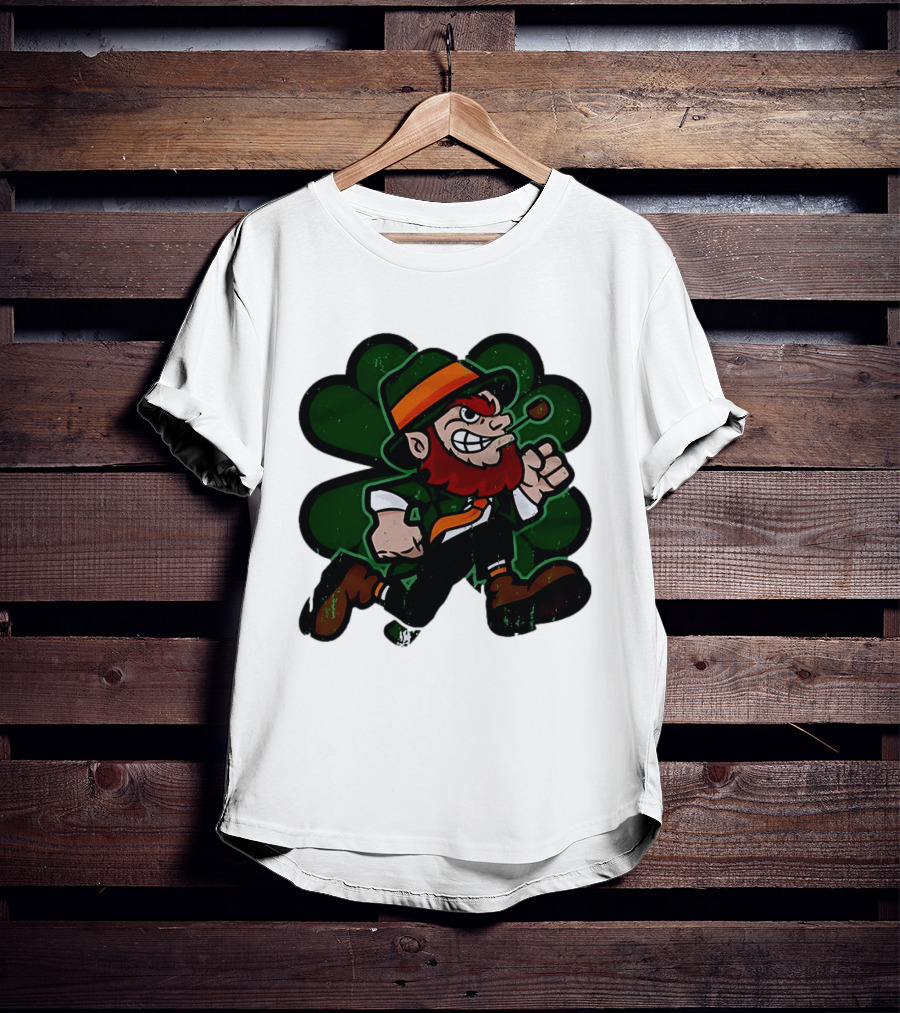 Leprechaun St. Patrick's Day Four Leaf Clover Smoking Pipe Vintage Irish T-Shirt