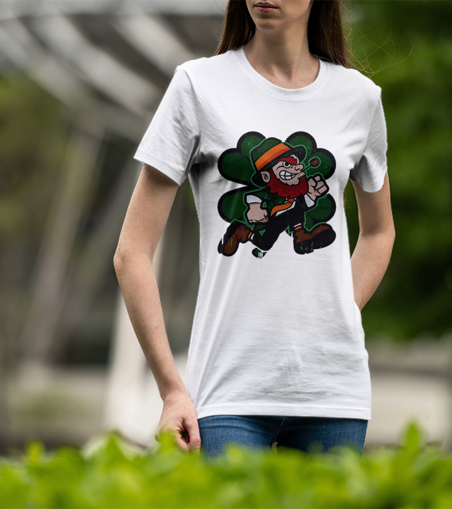 Leprechaun St. Patrick's Day Four Leaf Clover Smoking Pipe Vintage Irish T-Shirt