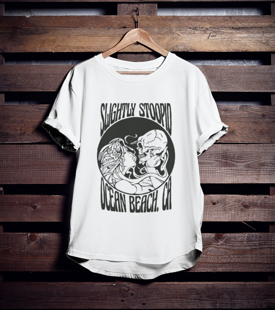 Slightly Stoopid Ocean Beach Skull Kiss T-Shirt