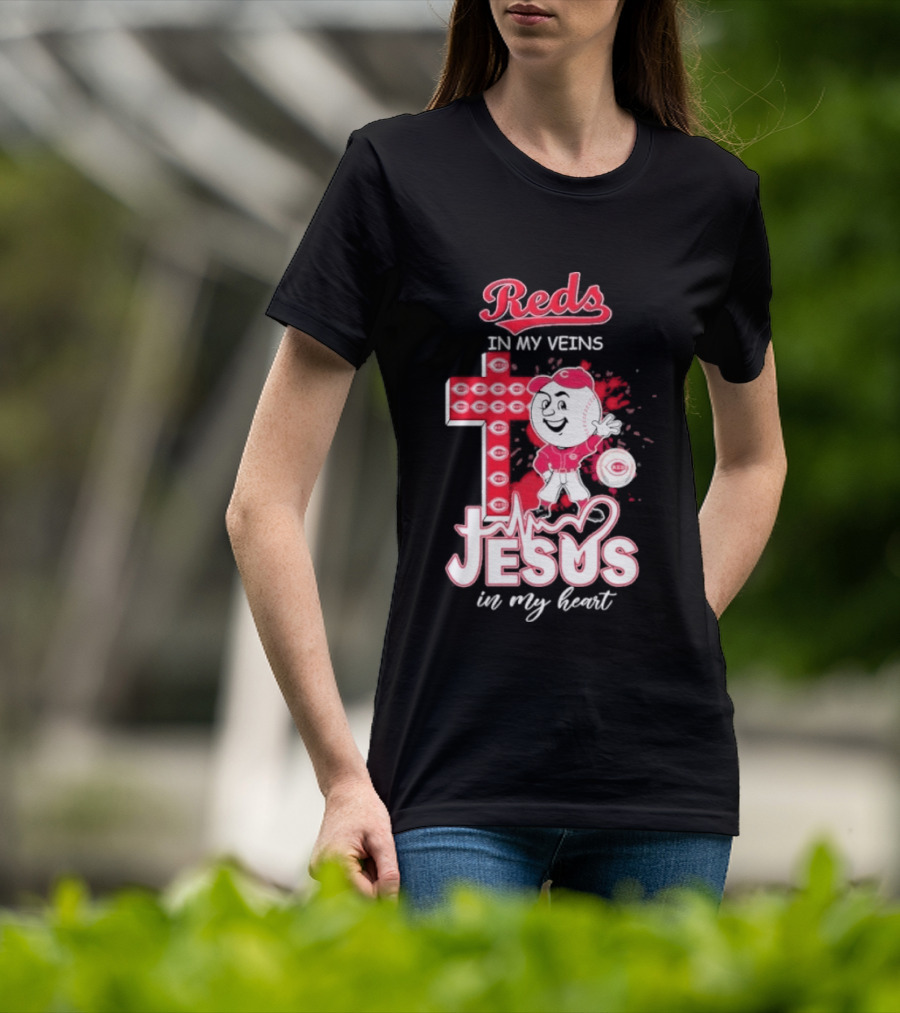Reds In My Veins Jesus In My Heart Baseball Cross T-Shirt