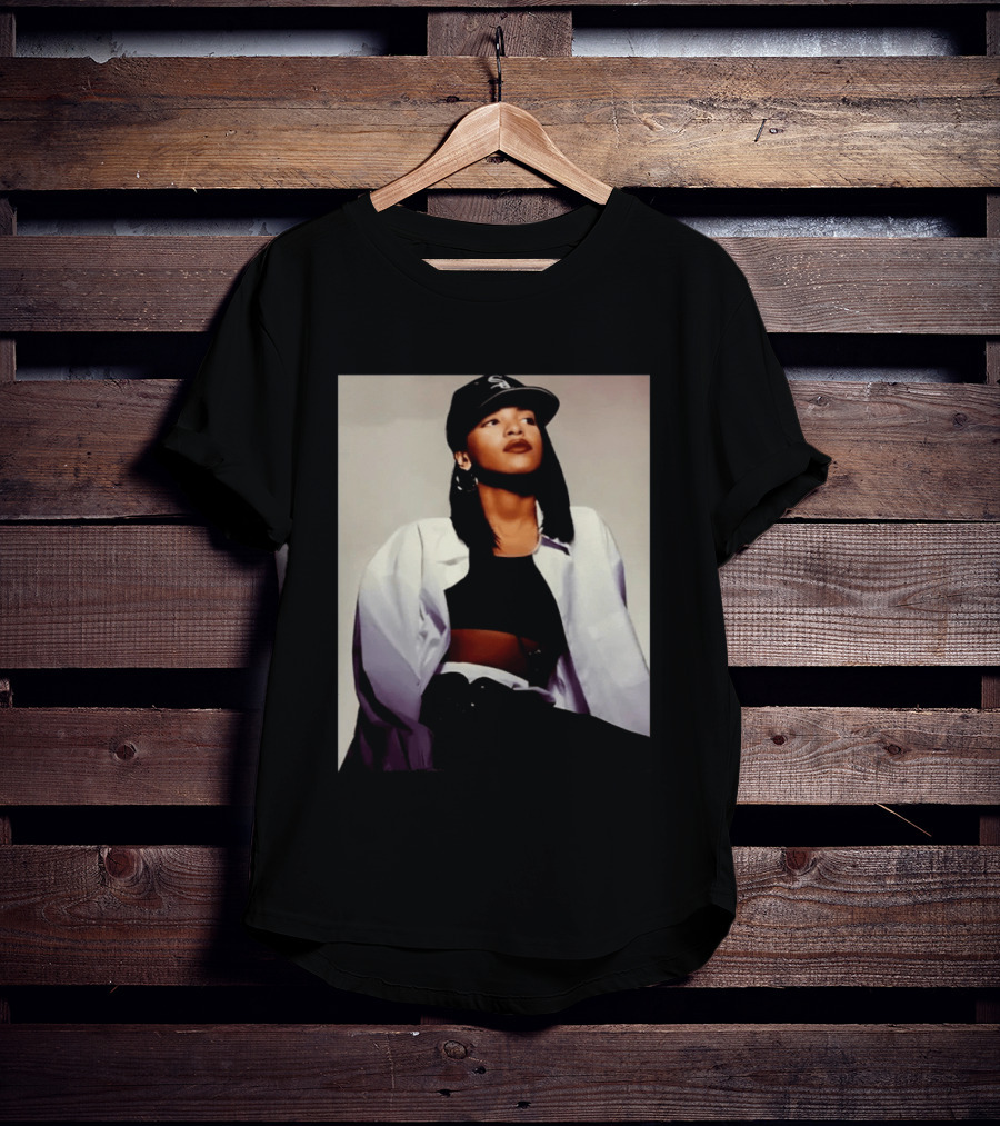 Sacai Aaliyah Black Cap White Sox T-Shirt