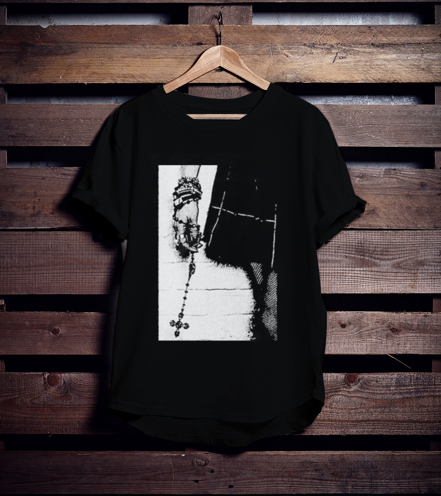 The Pretty Reckless Rosary Baphomet XScreaming T-Shirt