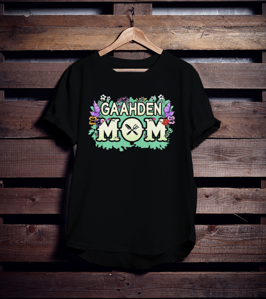 Gaahden Mom Gardening Tools Floral T-Shirt