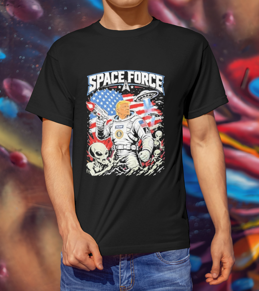 Space Force Trump Alien UFO America Flag Astronaut T-Shirt