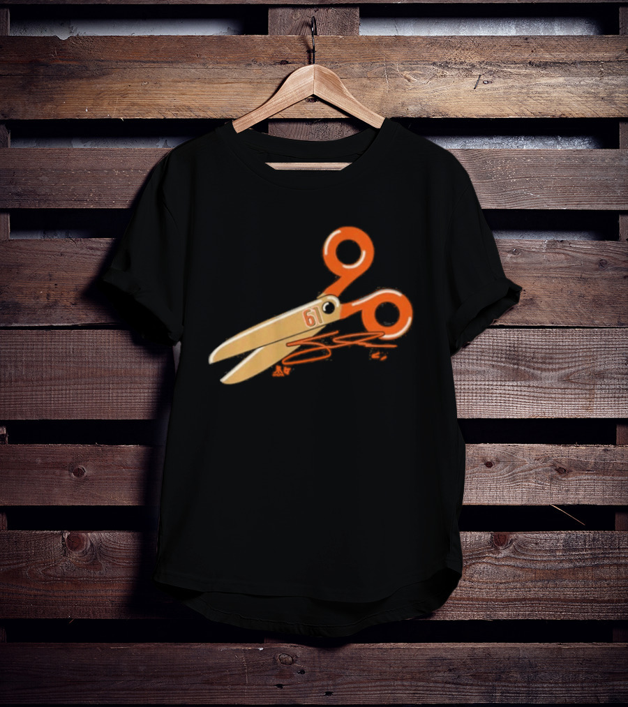 Cutter Gauthier Scissors 61 Orange T-Shirt