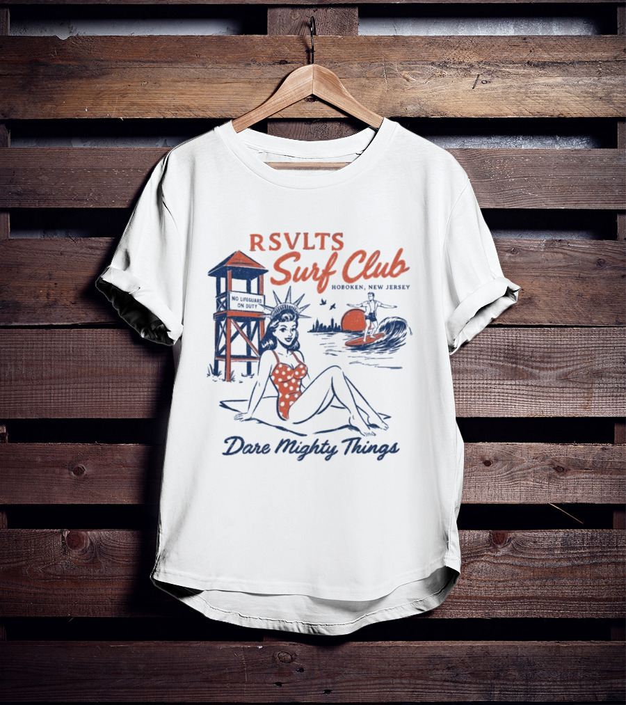 RSVLTS Surf Club Hoboken New Jersey Dare Mighty Things Statue Of Liberty Surfing Vintage Beach Scene T-Shirt