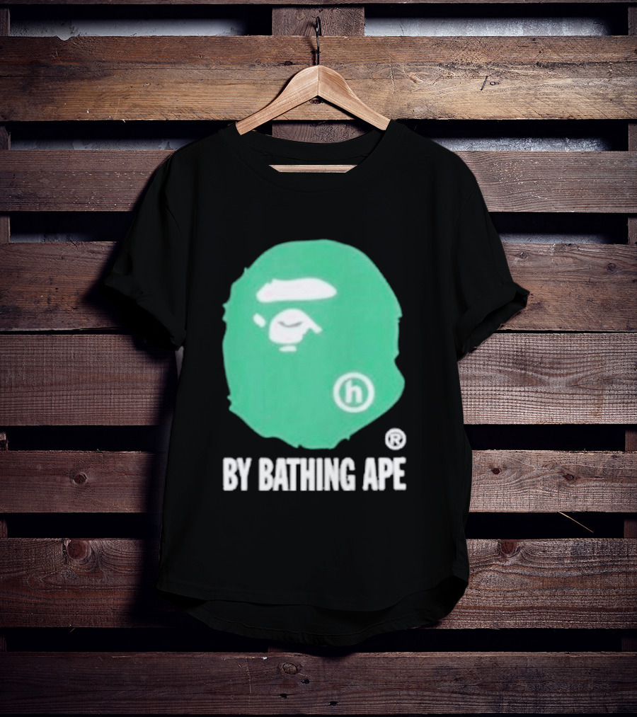 Bape A Bathing Ape Green Big Ape Head Hologram By Bathing Ape And Bapesta Trucker Hat Set 2026 T-Shirt