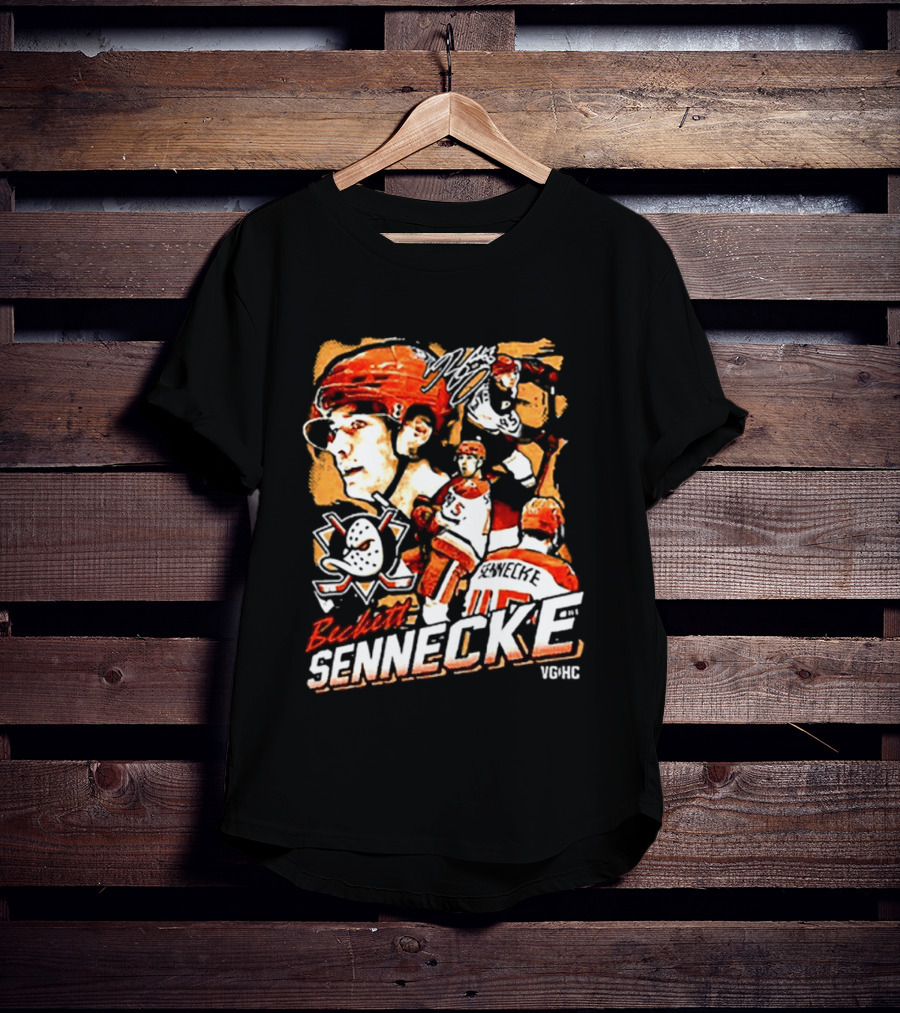 Beckett Sennecke Oregon Ducks Hockey Collage T-Shirt