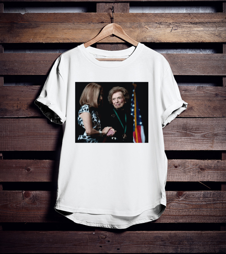 Doris Fisher Co Founder Of The Gap Remembering Legacy And Contributions T-Shirt